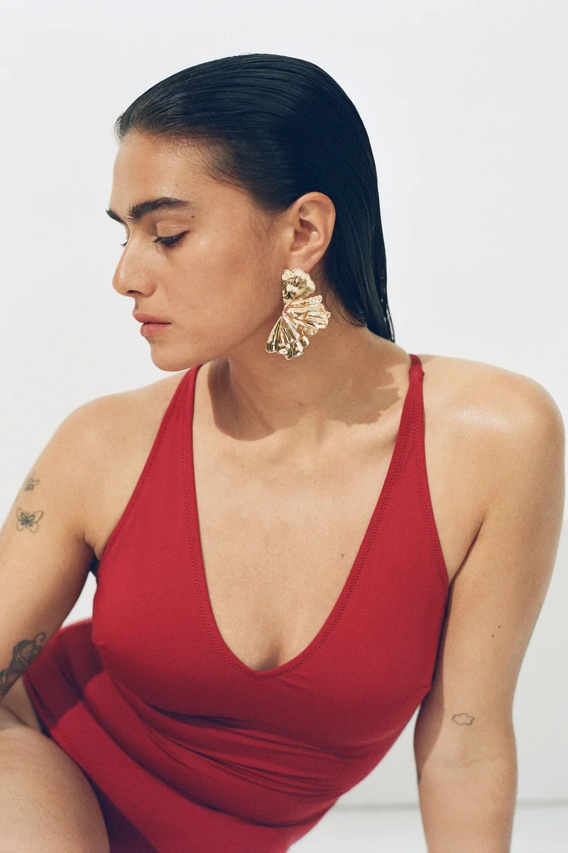 H&M Petal-shaped earrings